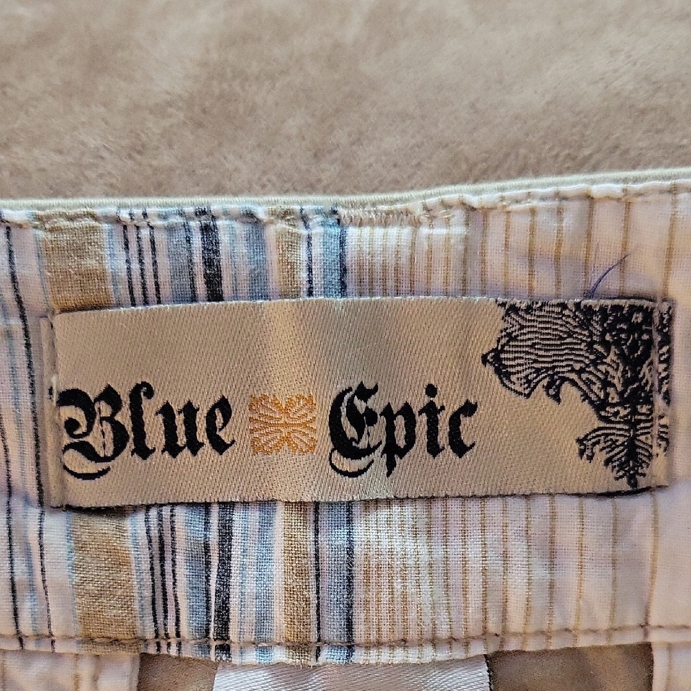 Blue Epic Bermuda Shorts with Exaggerated Thread Detail - Picture 4 of 5